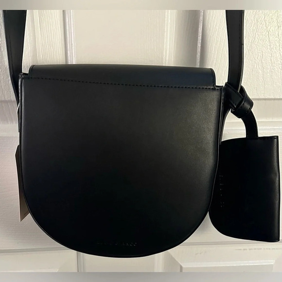 NWT Melie Bianco Piper Vegan Leather Crossbody Bag Black - Picture 3 of 12